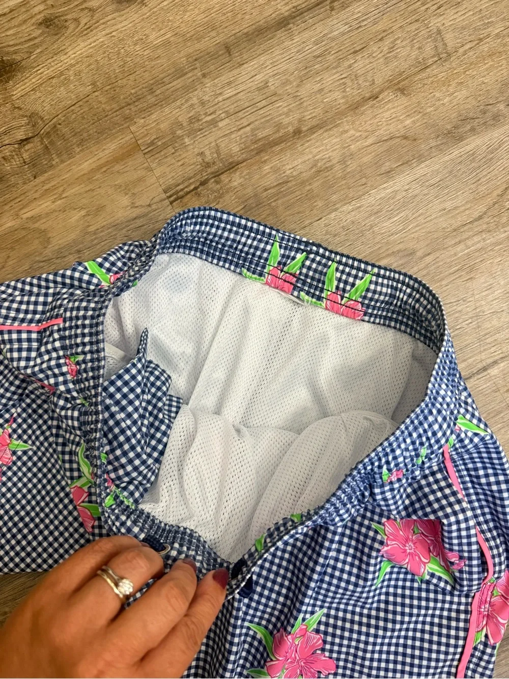 Vineyard Vines • Printed Chappy Swim Trunks